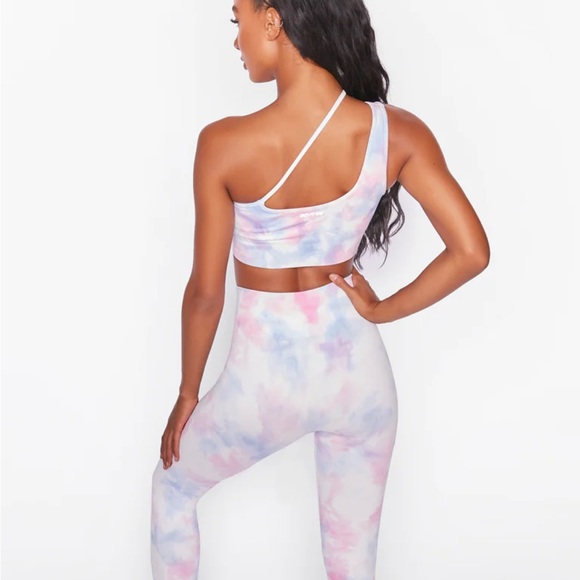 Oh Polly- BO+TEE Evolve Seamless Asymmetric Crop Top - Picture 6 of 6